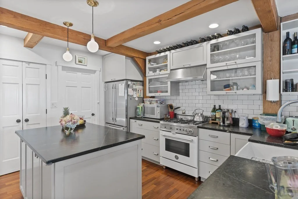 4 bed, 3 bath apartment for rent at 7 Murdock St Unit 7, Inman Square — photo 5 of 21