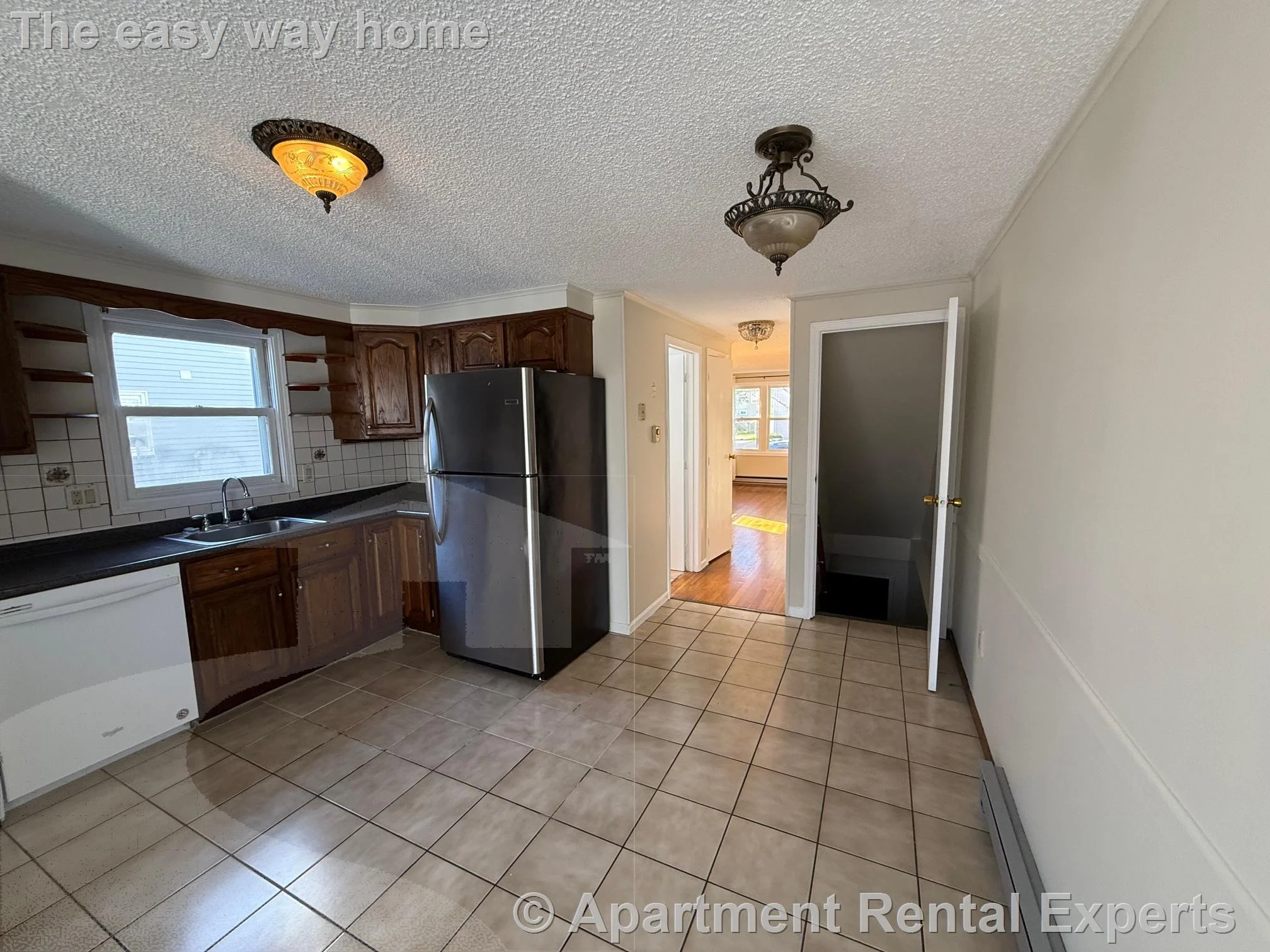 3 bed, 1 bath apartment for rent at 7 Myrtle St, Sullivan Square — photo 5 of 23