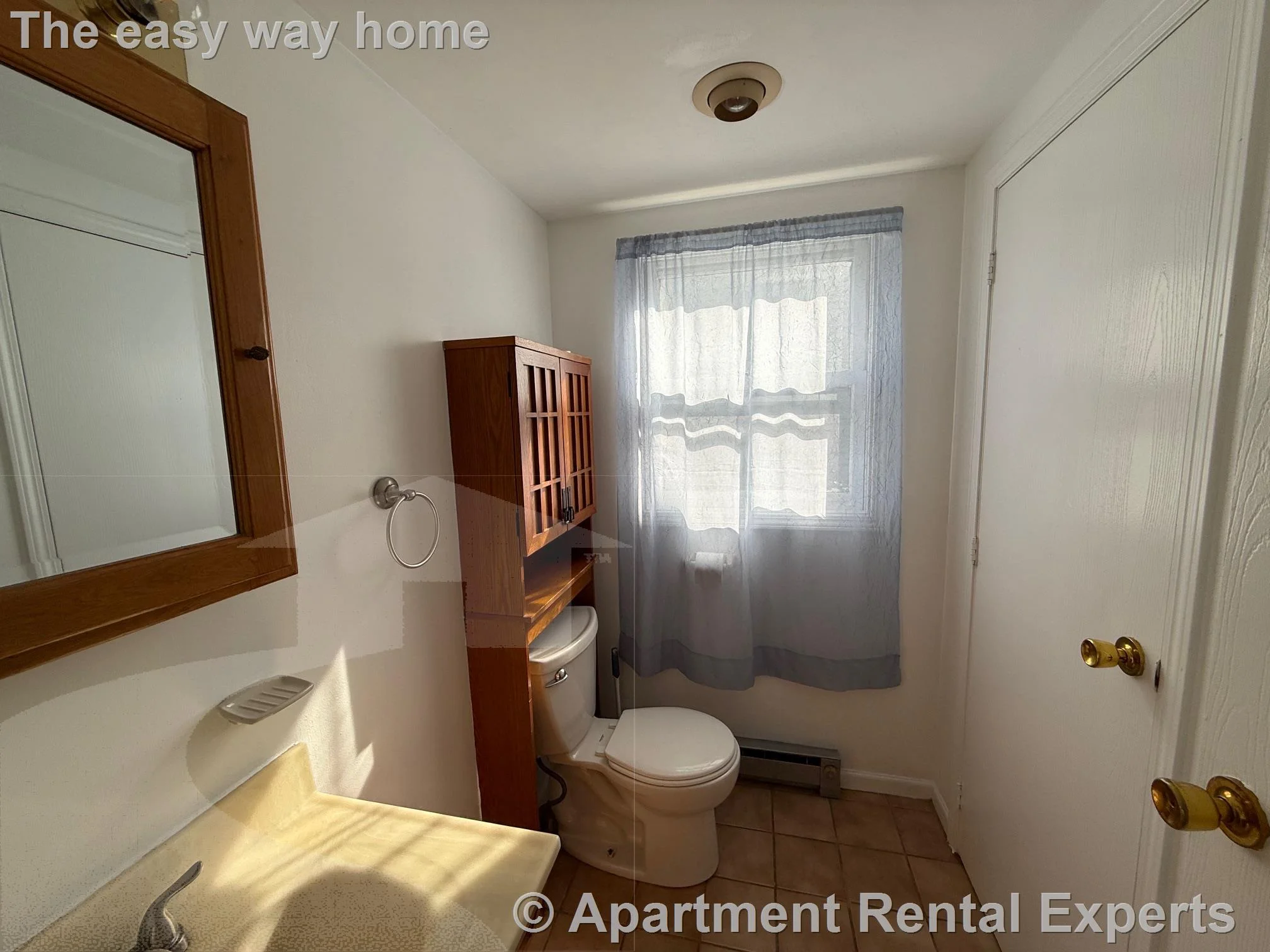 3 bed, 1 bath apartment for rent at 7 Myrtle St, Sullivan Square — photo 4 of 23