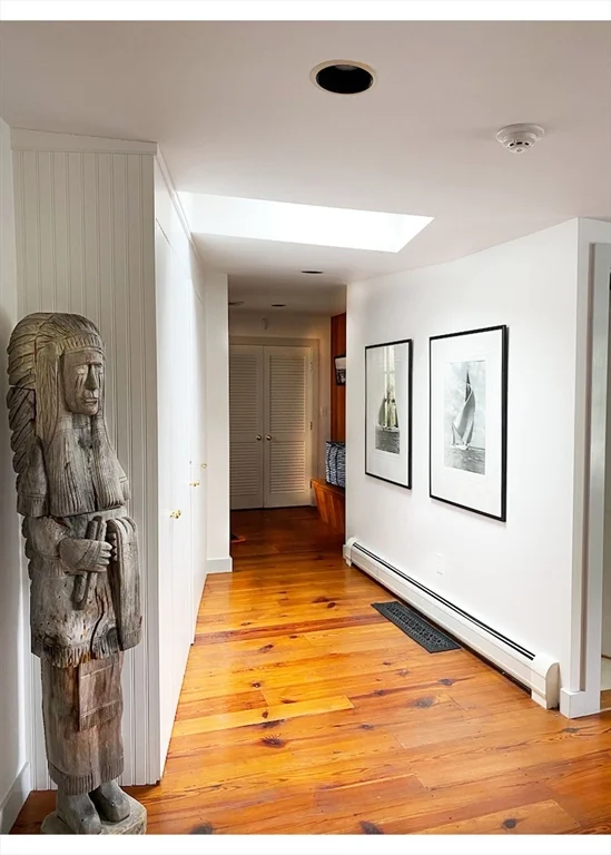 4 bed, 3 bath apartment for rent at 7 N Liberty Unit _, Nantucket (vil) — photo 24 of 28