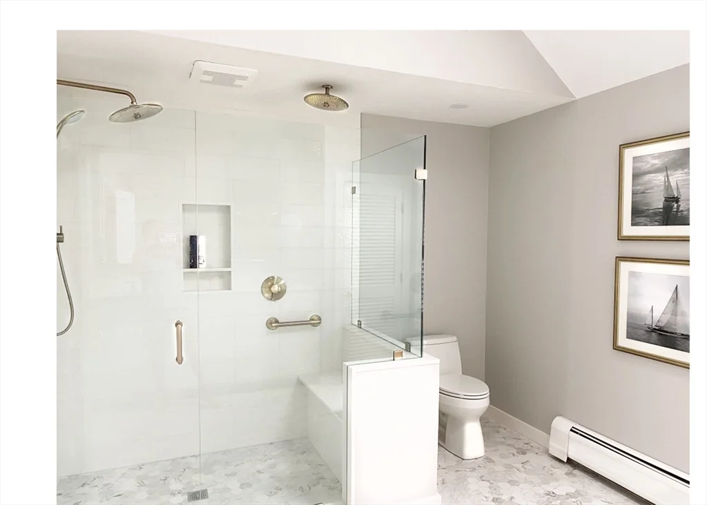 4 bed, 3 bath apartment for rent at 7 N Liberty Unit _, Nantucket (vil) — photo 17 of 28