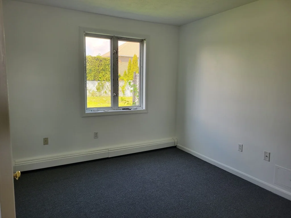 2 bed, 1 bath apartment for rent at 7 Naples Ave Unit 2, Saugus — photo 7 of 9