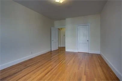 2 bed, 1 bath apartment for rent at 7 Naples Unit 4, Coolidge Corner — photo 4 of 9