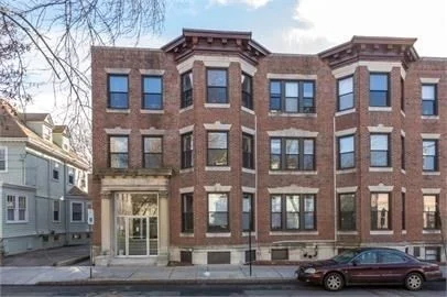 2 bed, 1 bath apartment for rent at 7 Naples Unit 4, Coolidge Corner — photo 8 of 9