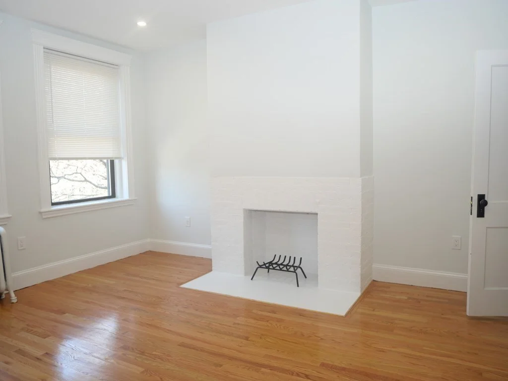 2 bed, 1 bath apartment for rent at 7 Naples Unit 5, Coolidge Corner — photo 6 of 10