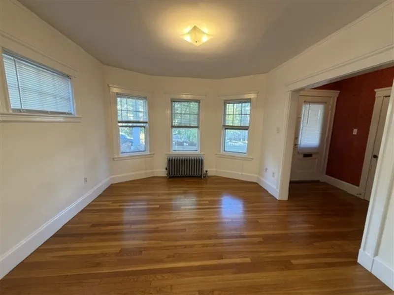 2 bed, 1 bath apartment for rent at 7 Newberne St Unit 1, Powder House Square — photo 2 of 23