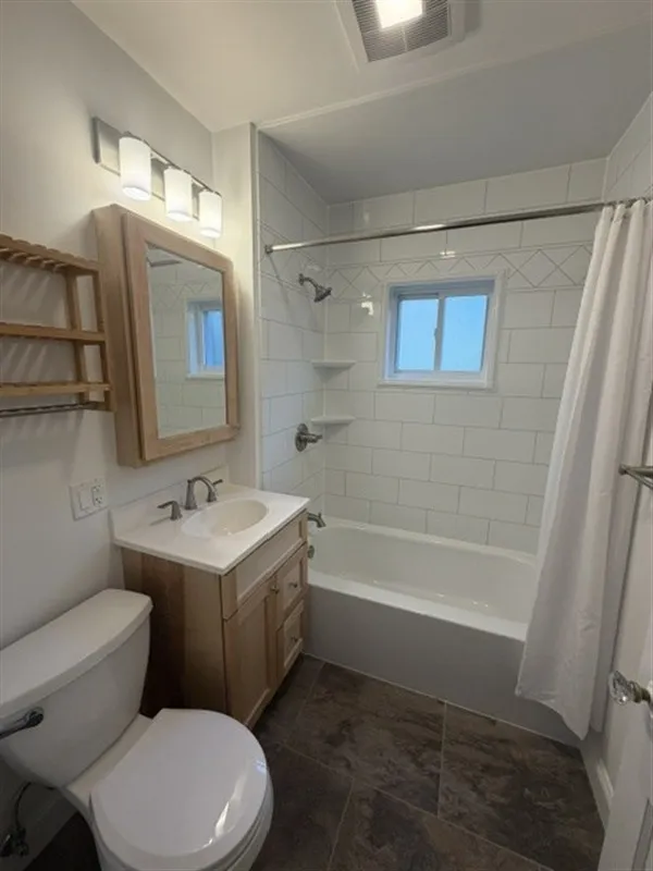 2 bed, 1 bath apartment for rent at 7 Newberne St Unit 1, Powder House Square — photo 19 of 23