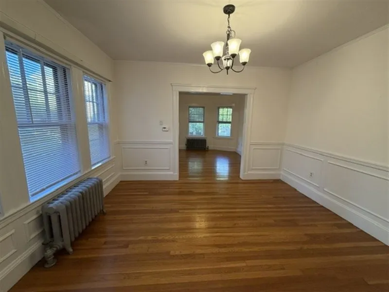2 bed, 1 bath apartment for rent at 7 Newberne St Unit 1, Powder House Square — photo 4 of 23