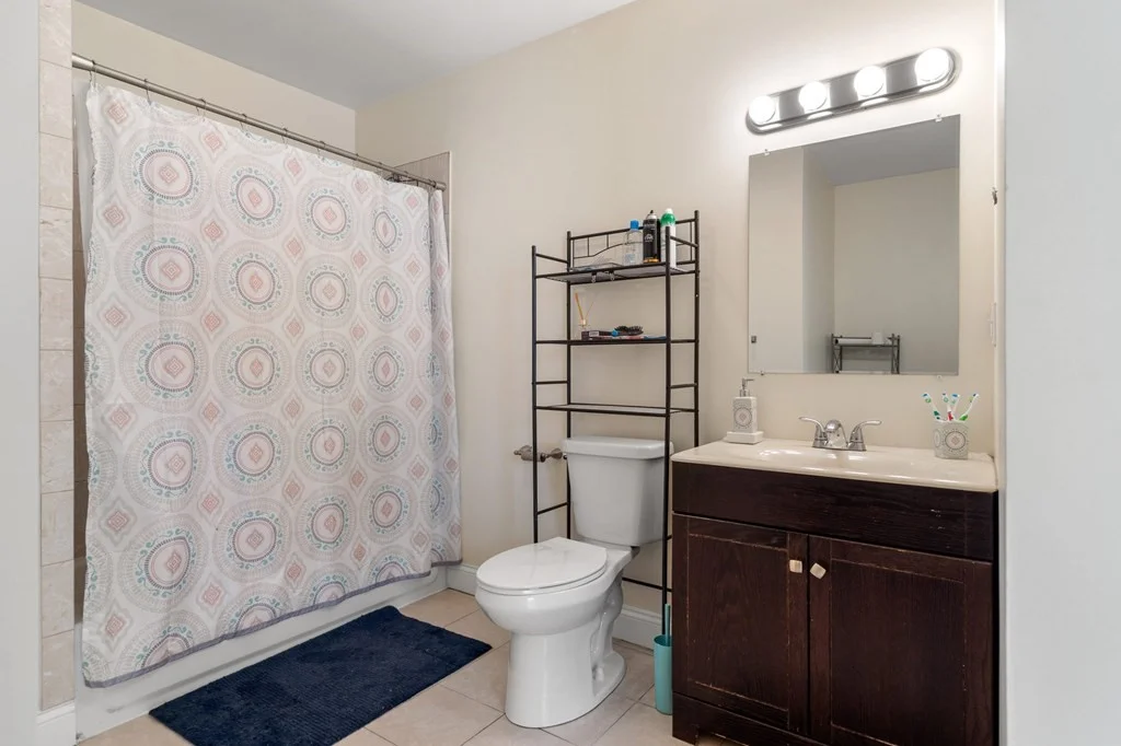 3 bed, 1 bath apartment for rent at 7 North Unit 2, Boston — photo 7 of 13