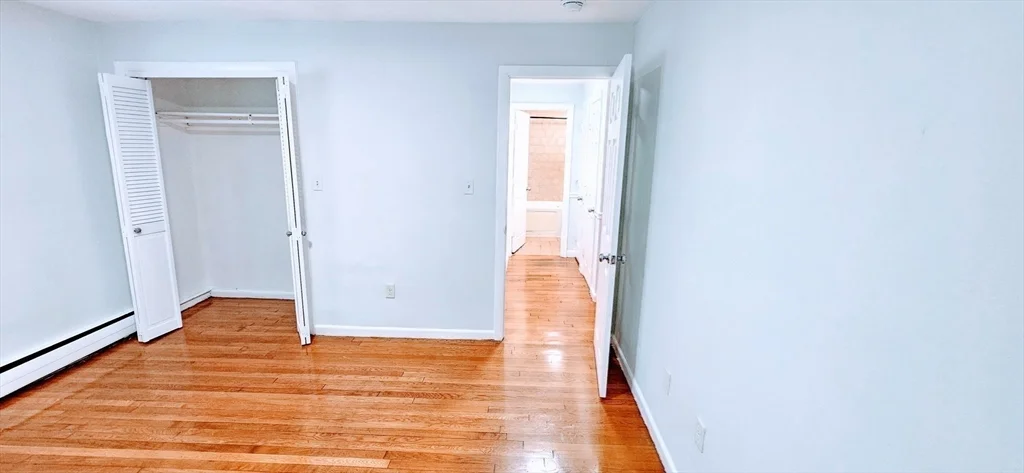 2 bed, 1 bath apartment for rent at 7 Oakcrest Rd Unit 6, Hyde Park — photo 6 of 11