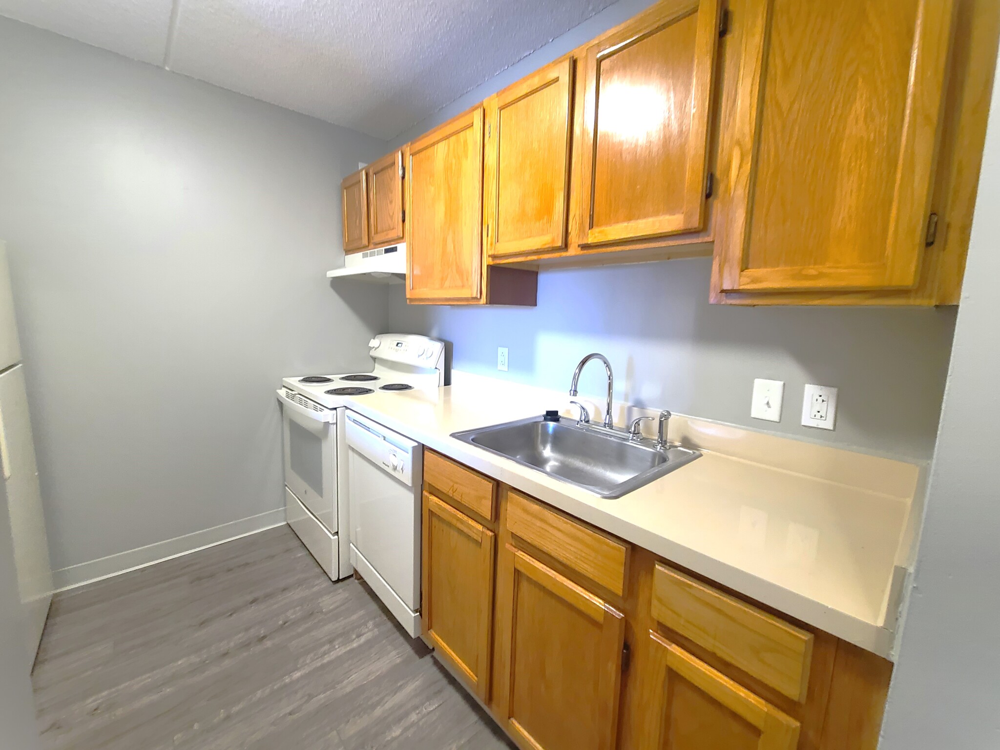 2 bed, 2 bath apartment for rent at 7 Ocean View Dr Unit 501, Dorchester — photo 2 of 21