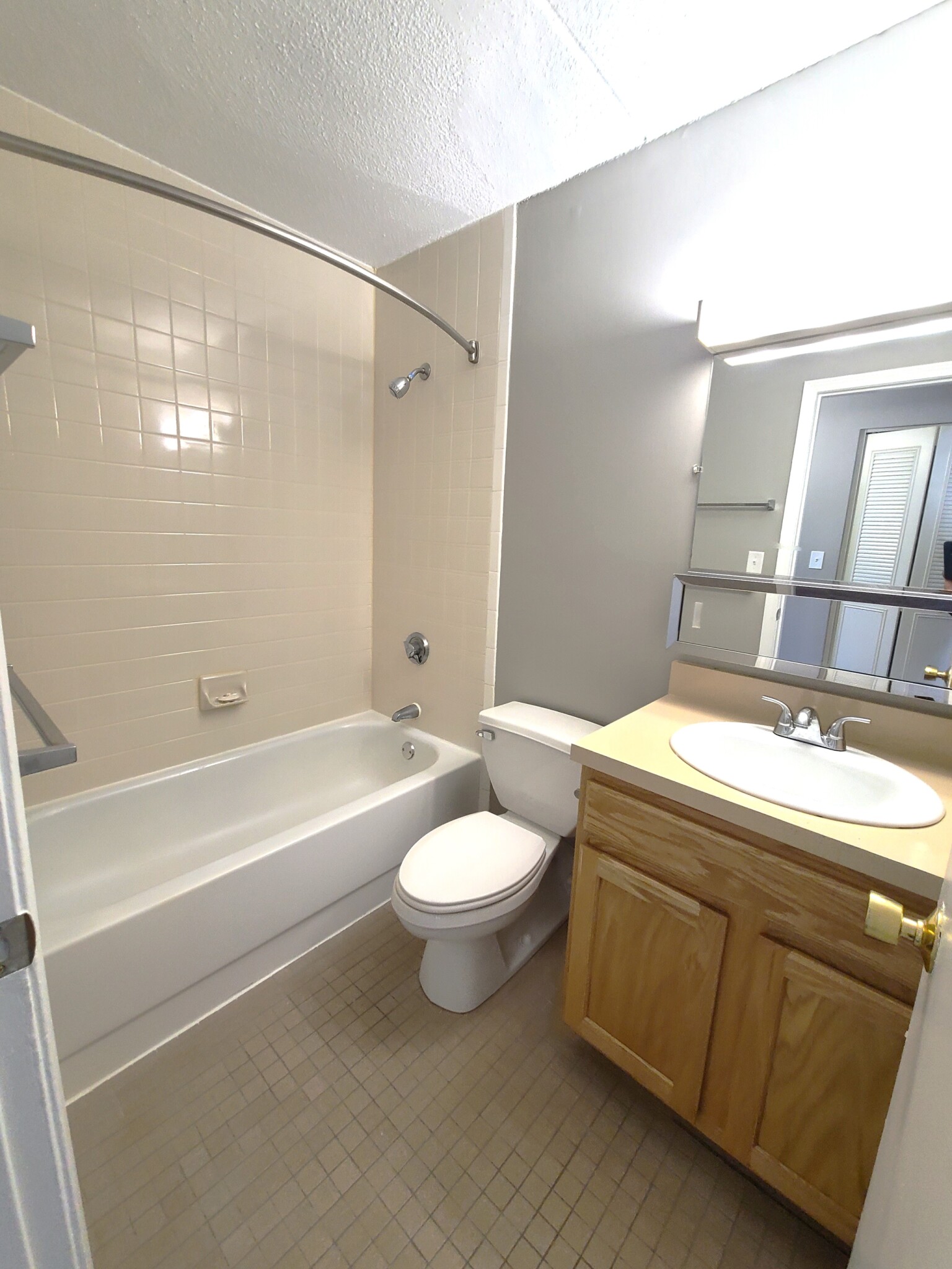 2 bed, 2 bath apartment for rent at 7 Ocean View Dr Unit 501, Dorchester — photo 8 of 21