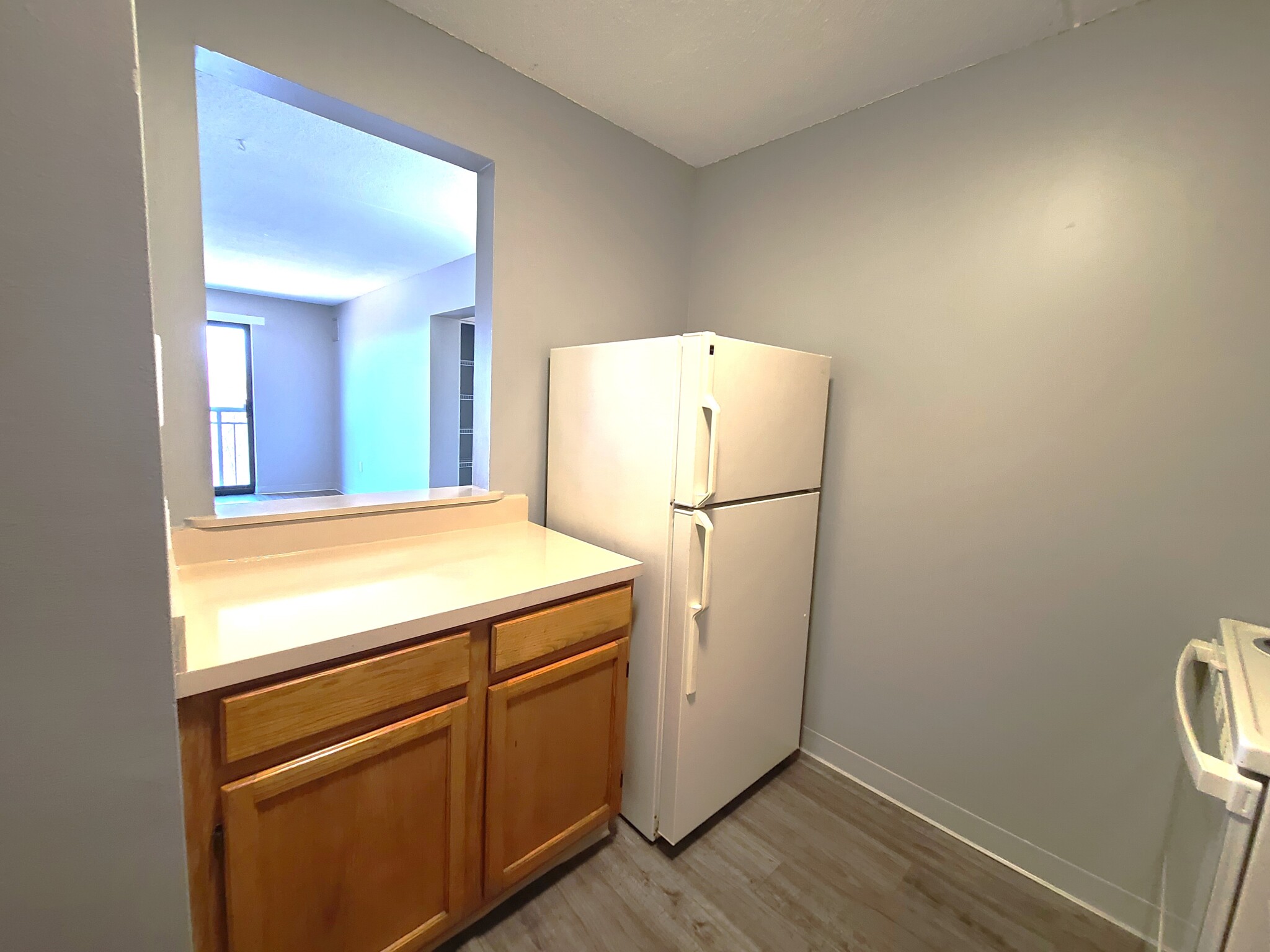 2 bed, 2 bath apartment for rent at 7 Ocean View Dr Unit 501, Dorchester — photo 3 of 21