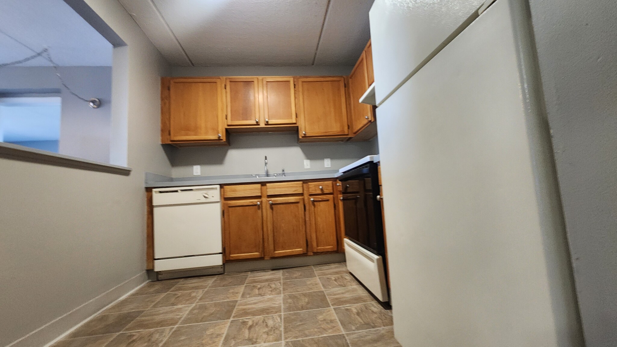 2 bed, 2 bath apartment for rent at 7 Ocean View Dr Unit 706, Dorchester — photo 2 of 25