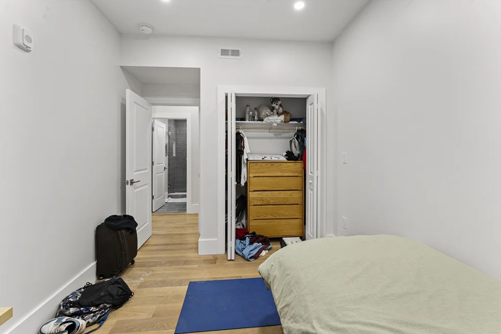 5 bed, 2 bath apartment for rent at 7 Oswald St Unit 2, Mission Hill — photo 19 of 27