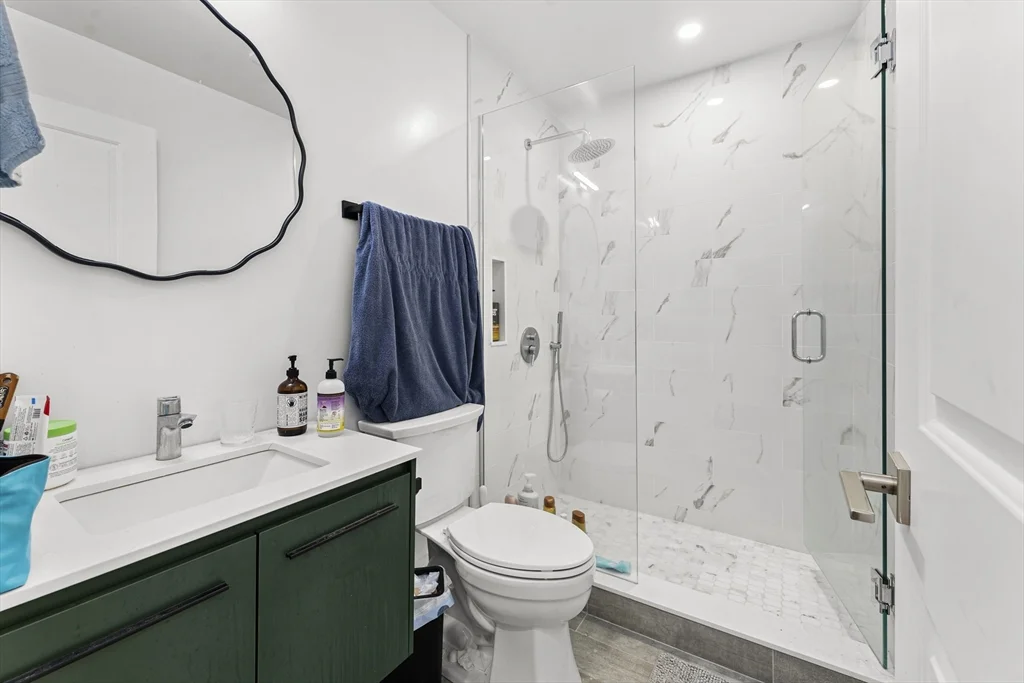 5 bed, 2 bath apartment for rent at 7 Oswald St Unit 2, Mission Hill — photo 21 of 27