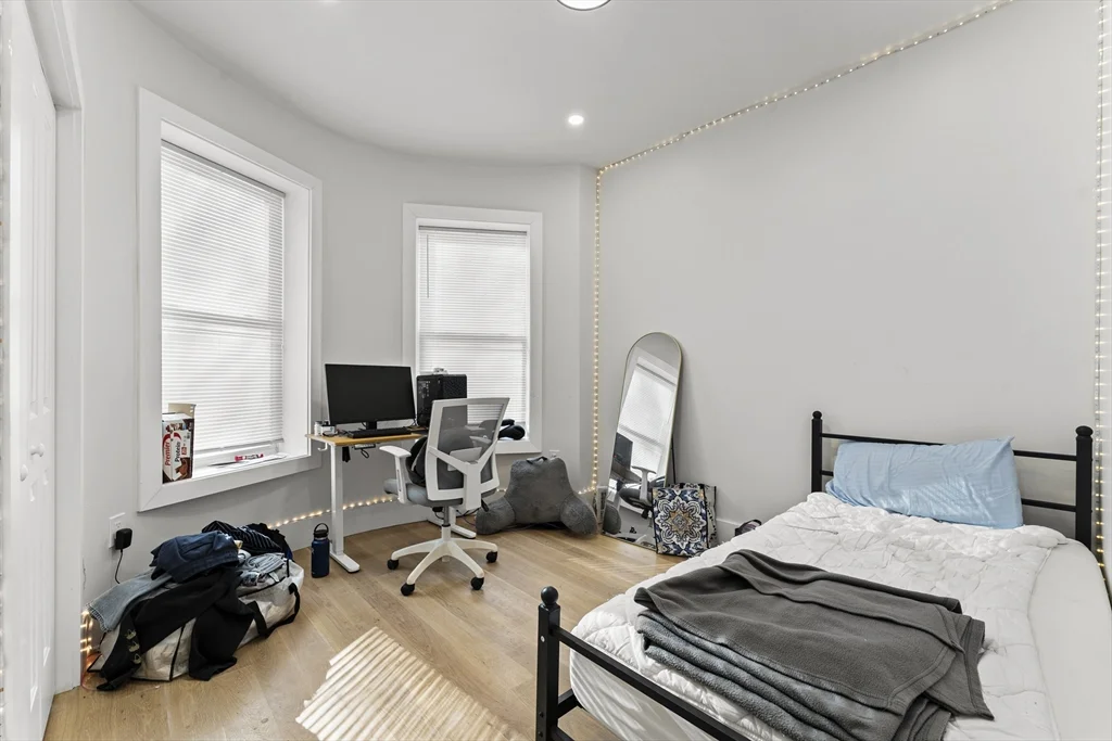 5 bed, 2 bath apartment for rent at 7 Oswald St Unit 3, Mission Hill — photo 14 of 27
