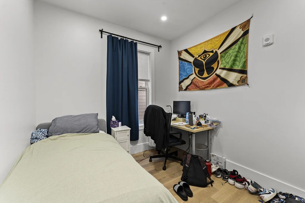 5 bed, 2 bath apartment for rent at 7 Oswald St Unit 3, Mission Hill — photo 20 of 27