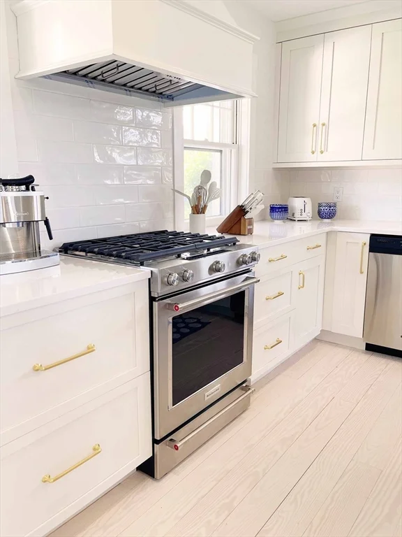 4 bed, 2 bath apartment for rent at 7 Packet Dr, Braintree Highlands — photo 7 of 38
