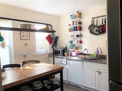 2 bed, 1 bath apartment for rent at 7 Partridge Ave Unit 3, Magoun Square — photo 1 of 18