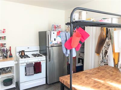 2 bed, 1 bath apartment for rent at 7 Partridge Ave Unit 3, Magoun Square — photo 11 of 18