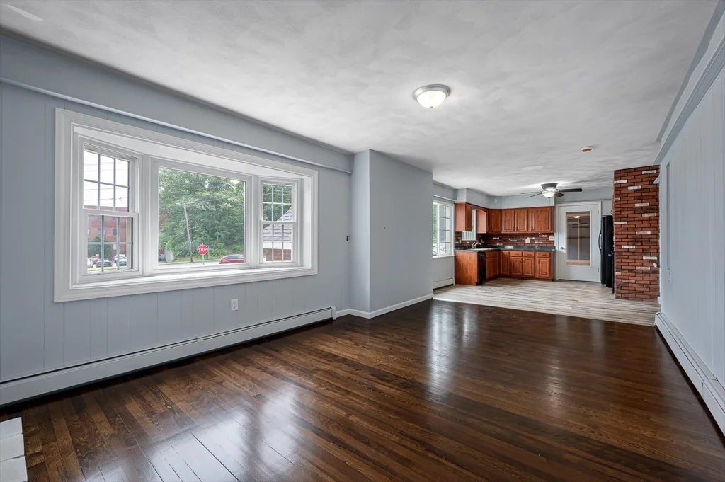 2 bed, 1 bath apartment for rent at 7 Pasadena Pkwy Unit 0, Worcester — photo 9 of 26