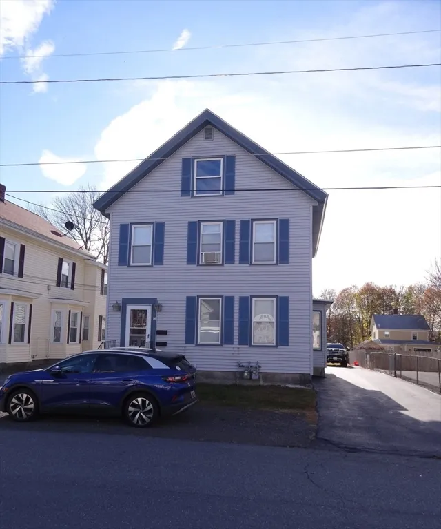 2 bed, 1 bath apartment for rent at 7 Pearl St Unit 1, Hudson — photo 3 of 21