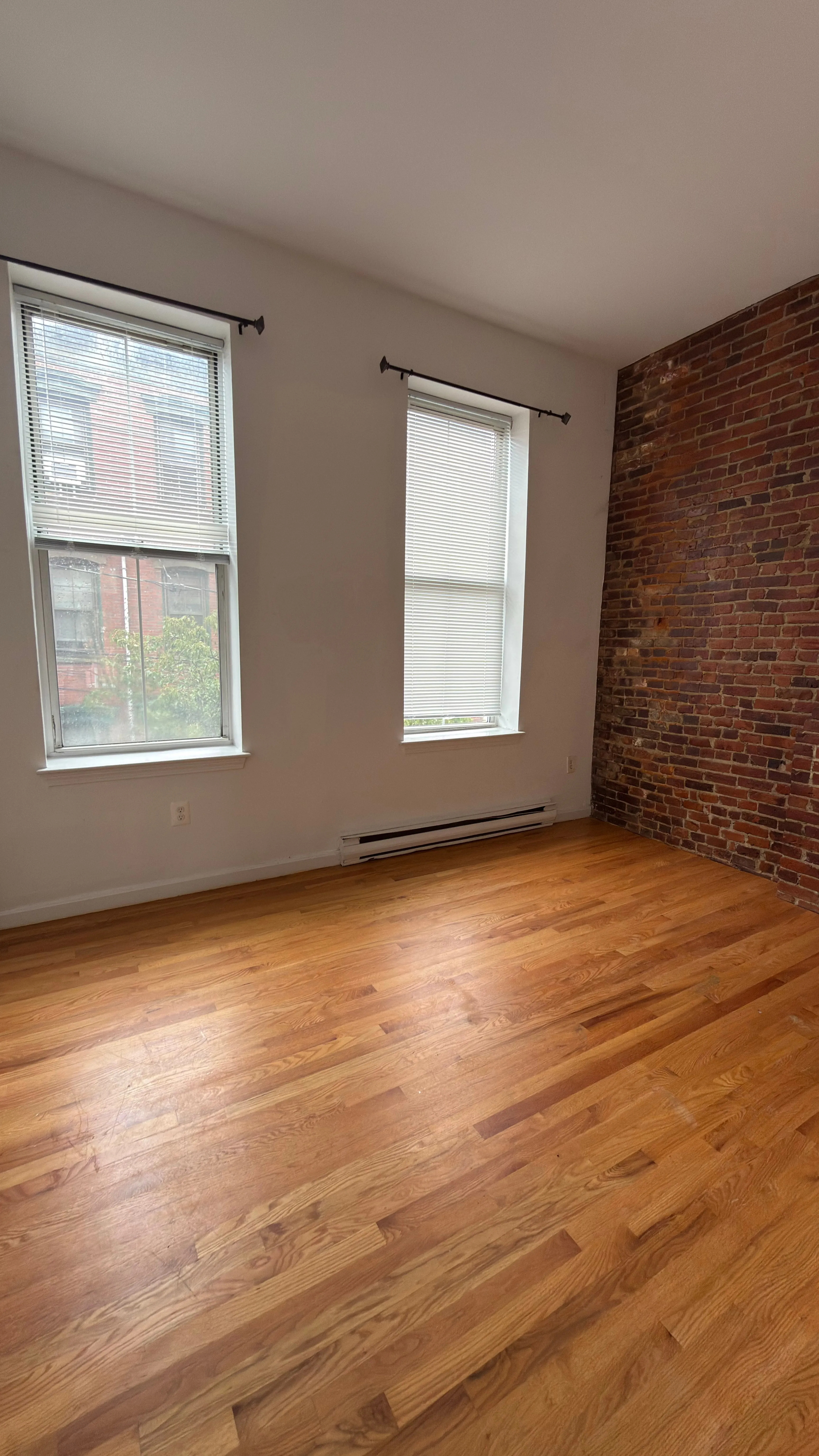 1 bed, 1 bath apartment for rent at 7 Pembroke St Unit 3, Chelsea — photo 3 of 6