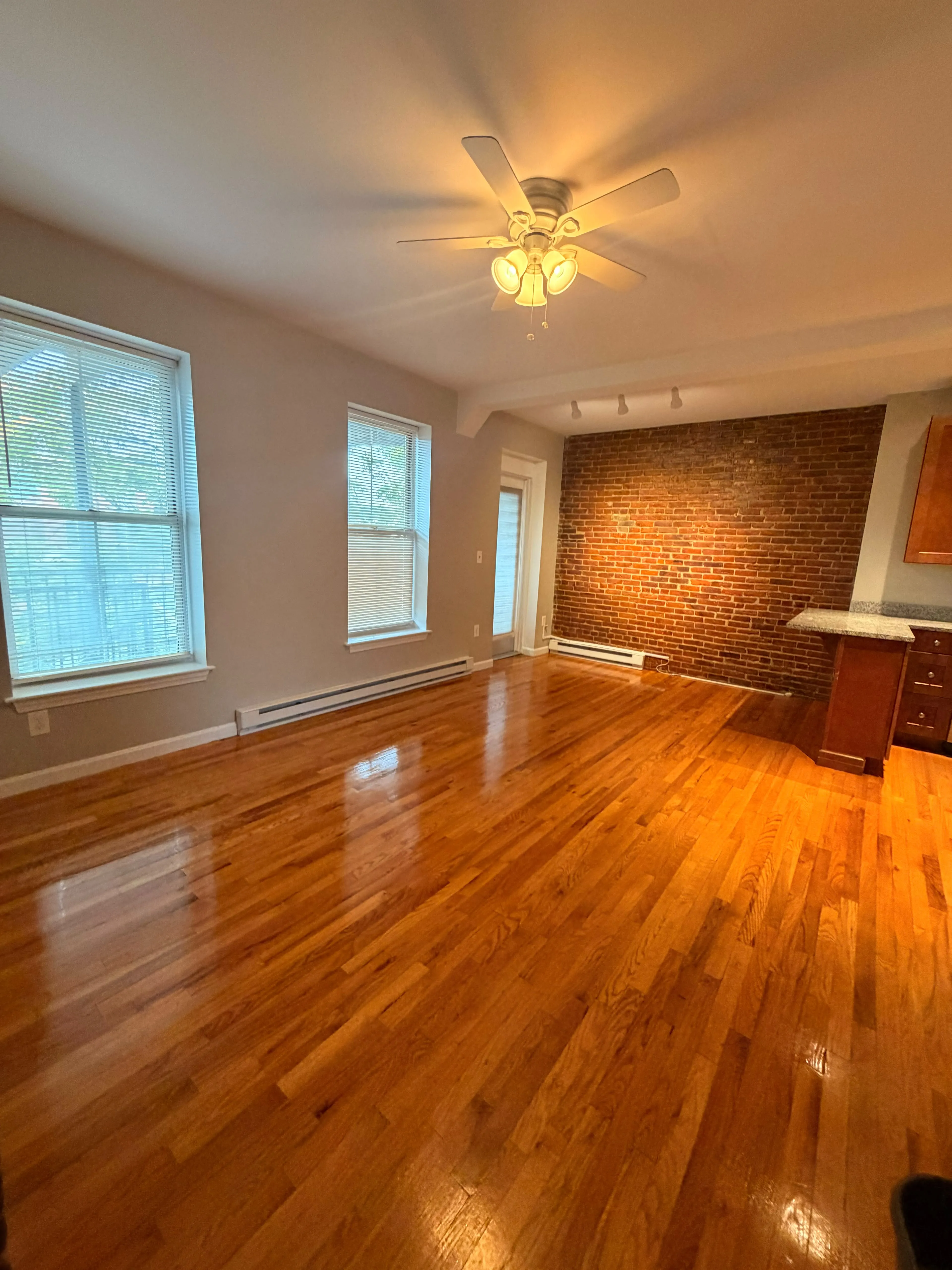 1 bed, 1 bath apartment for rent at 7 Pembroke St Unit 6, Chelsea — photo 3 of 5