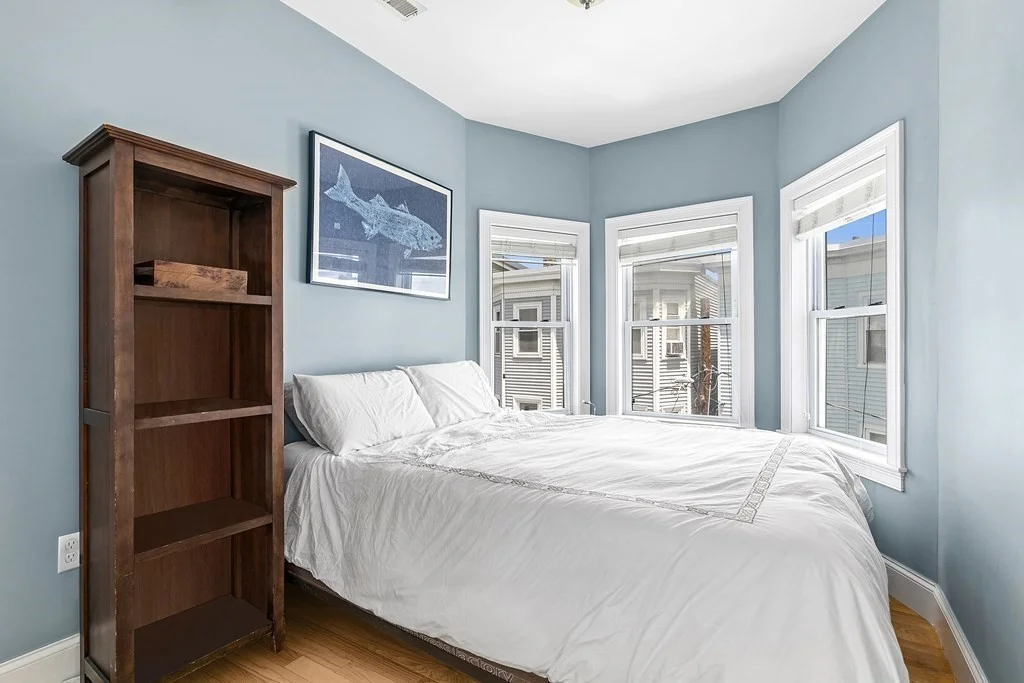 3 bed, 2 bath apartment for rent at 7 Peters St Unit 3, South Boston — photo 6 of 15