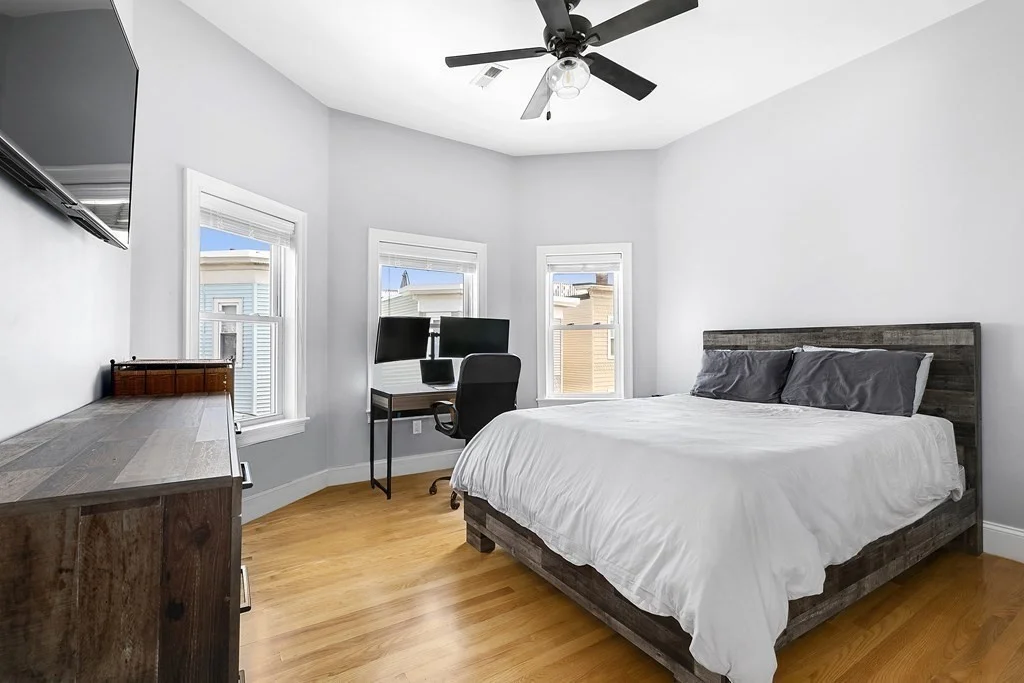 3 bed, 2 bath apartment for rent at 7 Peters St Unit 3, South Boston — photo 7 of 15