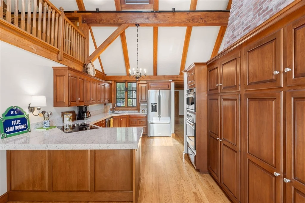 3 bed, 2 bath apartment for rent at 7 Pipers Quarry, Newburyport — photo 6 of 27