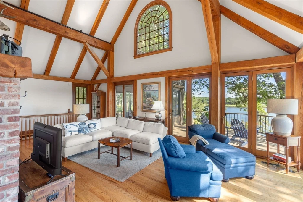 3 bed, 2 bath apartment for rent at 7 Pipers Quarry, Newburyport — photo 8 of 27