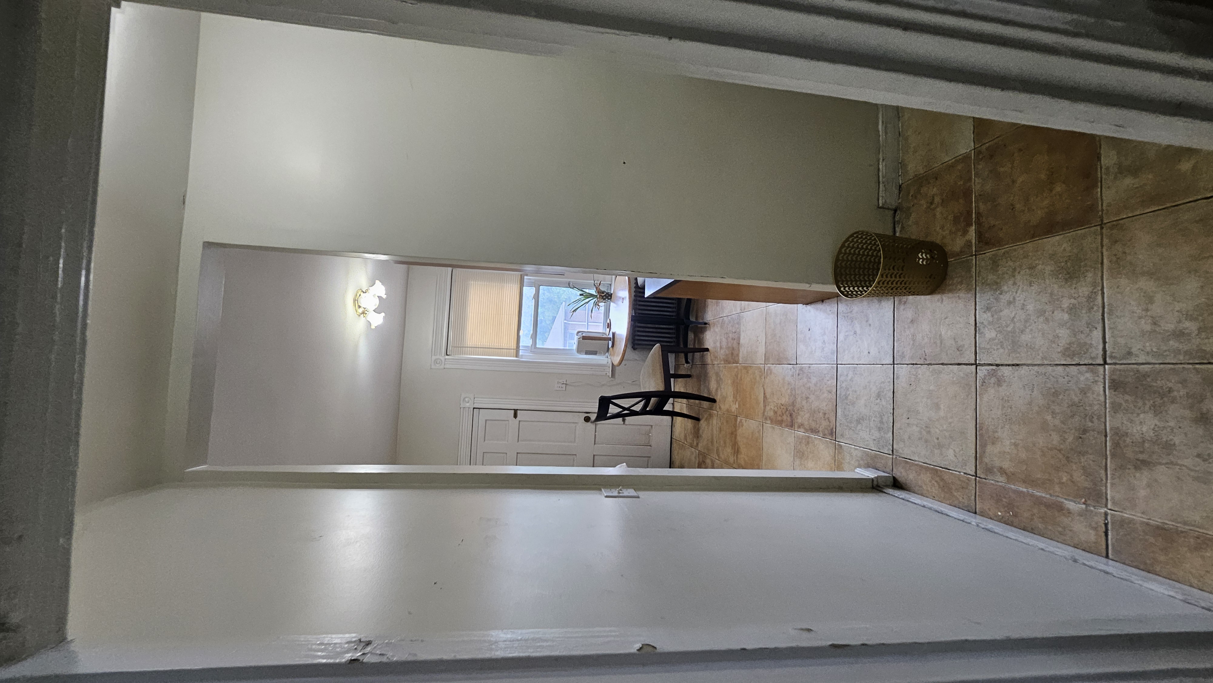 4 bed, 2 bath apartment for rent at 7 Price Rd Unit 5, Brighton — photo 10 of 27