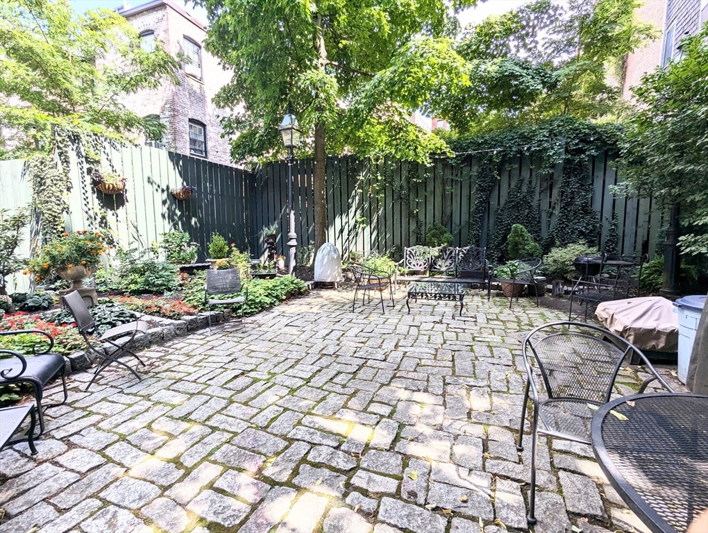 1 bed, 1 bath apartment for rent at 7 Primus Unit 7-5, Beacon Hill — photo 14 of 15