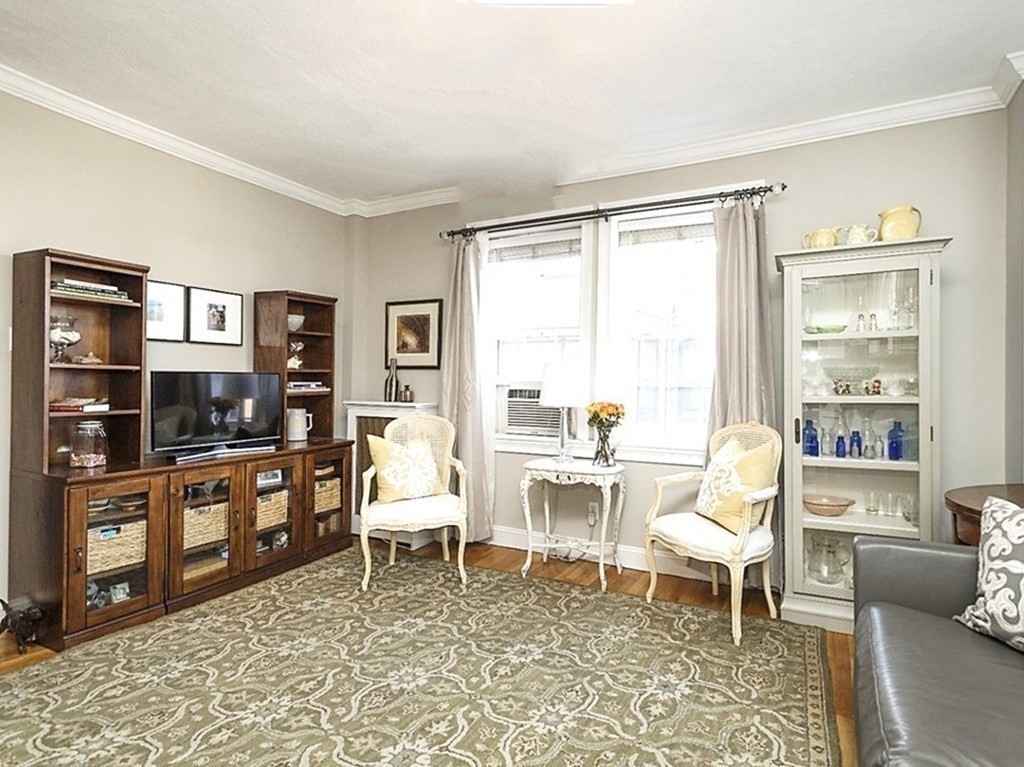1 bed, 1 bath apartment for rent at 7 Primus Unit 7-5, Beacon Hill — photo 5 of 15