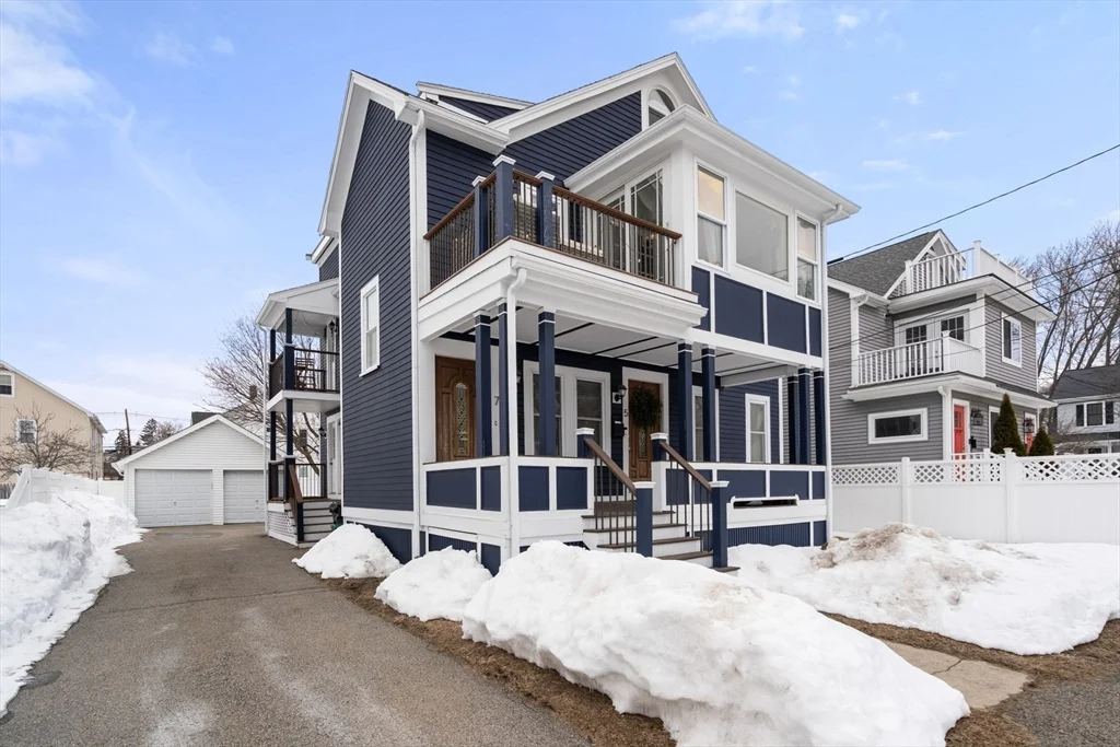 3 bed, 2 bath apartment for rent at 7 Quincy St Unit 7, Watertown — photo 1 of 17