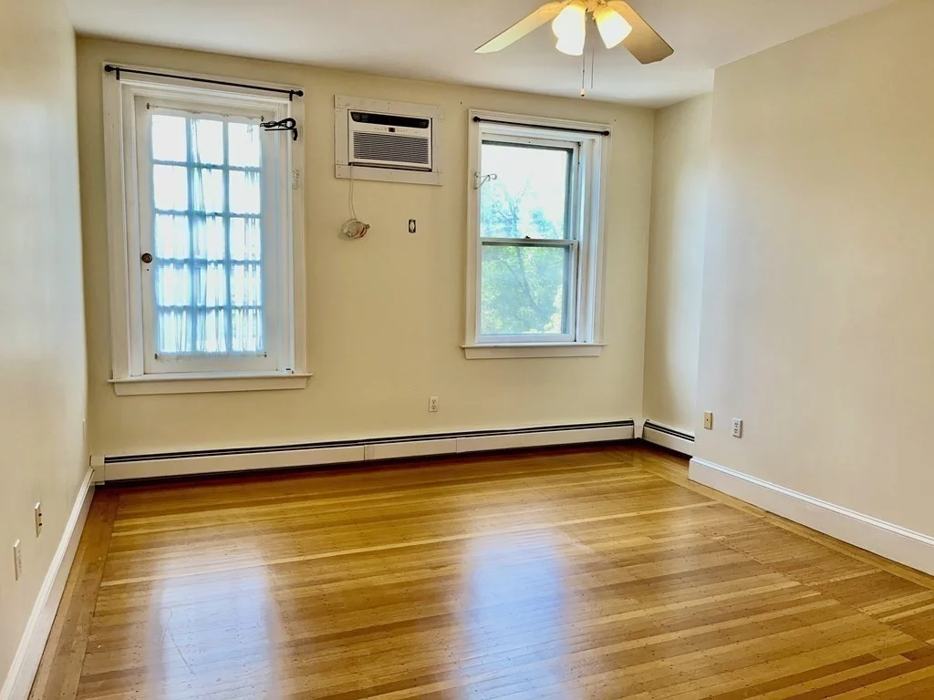 1 bed, 1 bath apartment for rent at 7 Regent Circle Unit 2, Beaconsfield — photo 11 of 14