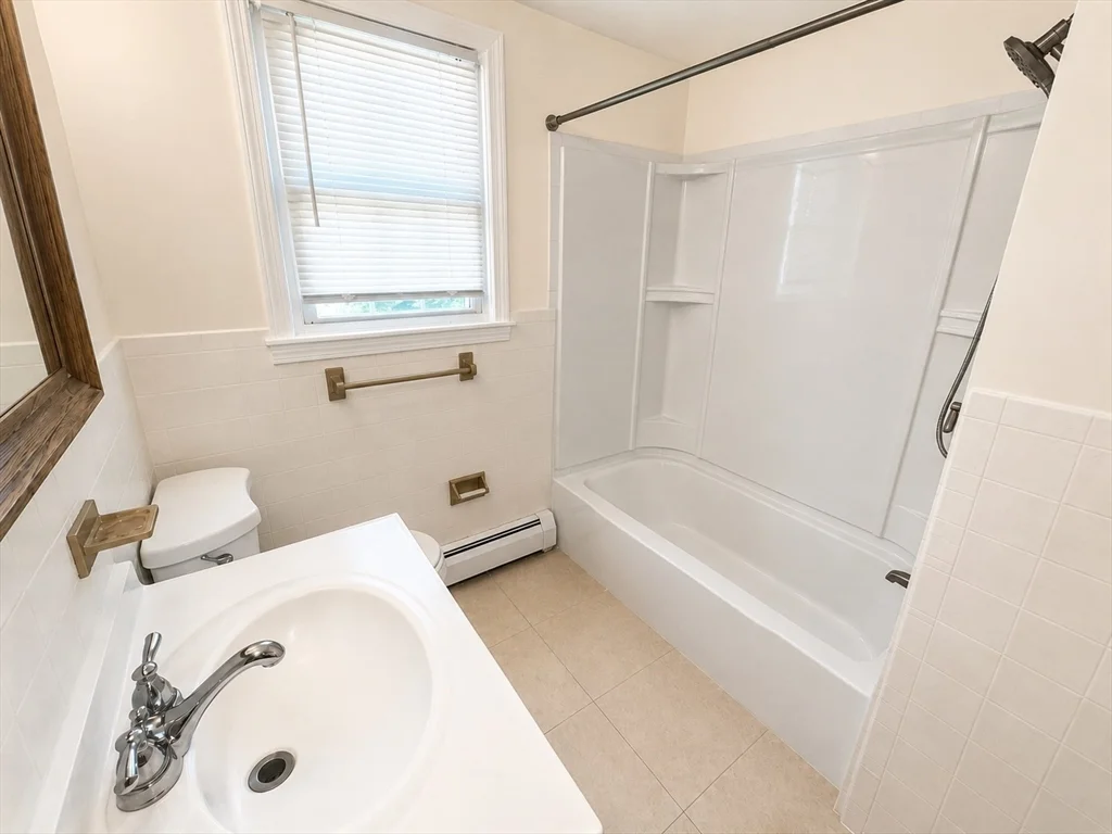 2 bed, 1 bath apartment for rent at 7 Ridge St Unit 0, Winchester — photo 22 of 28