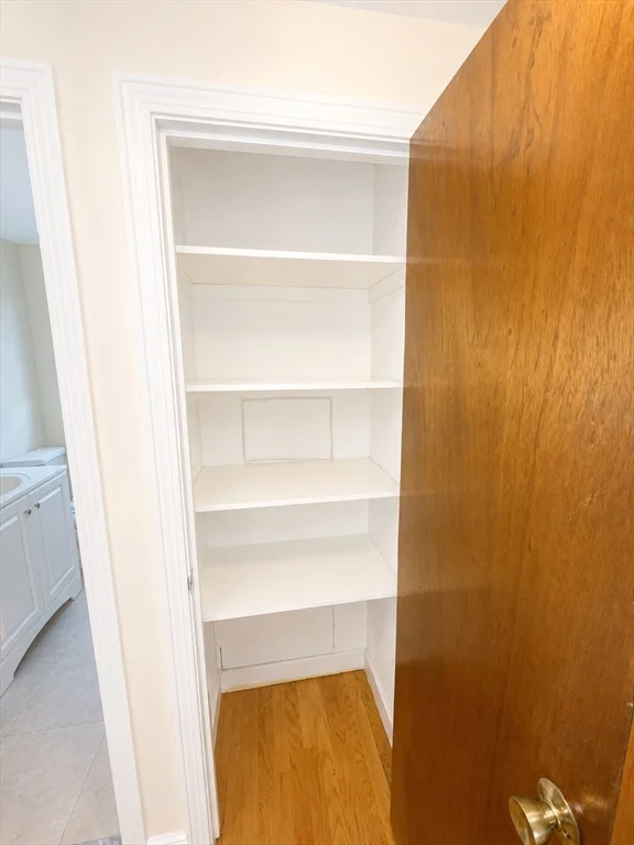 2 bed, 1 bath apartment for rent at 7 Ridge St Unit 0, Winchester — photo 13 of 28