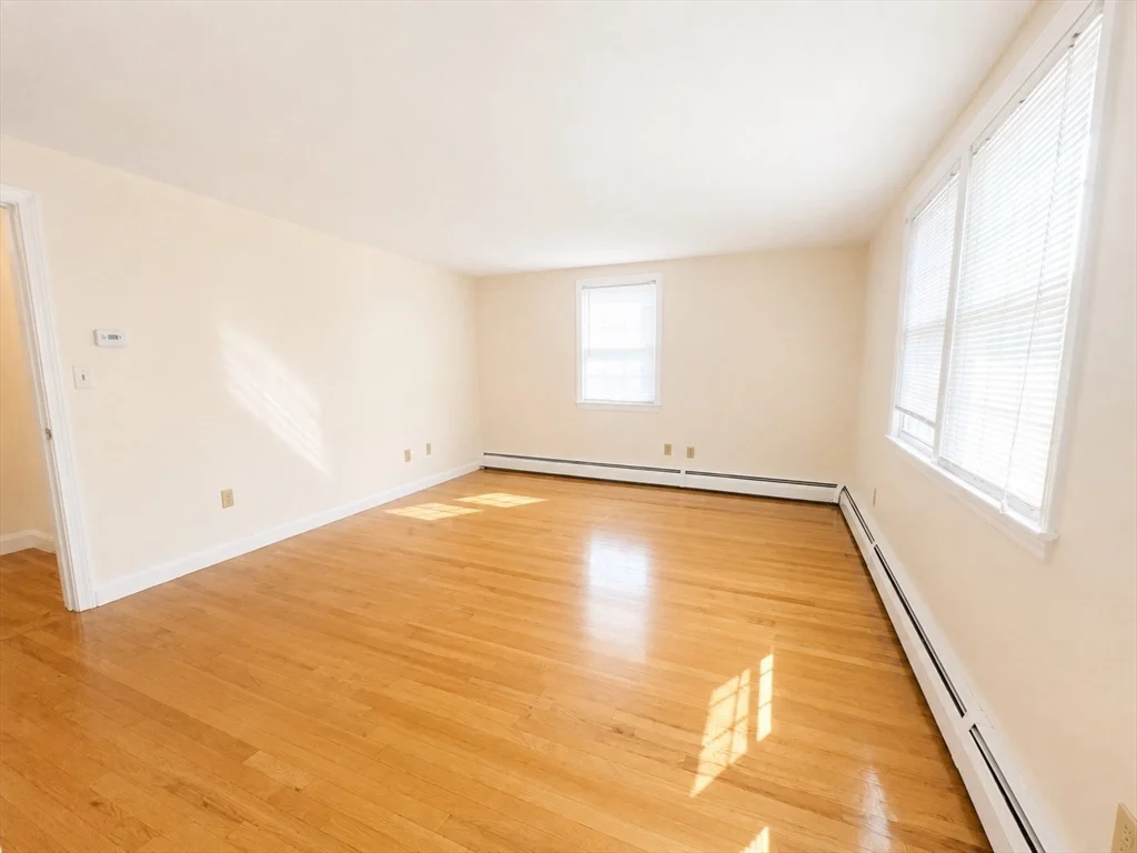 2 bed, 1 bath apartment for rent at 7 Ridge St Unit 0, Winchester — photo 15 of 28