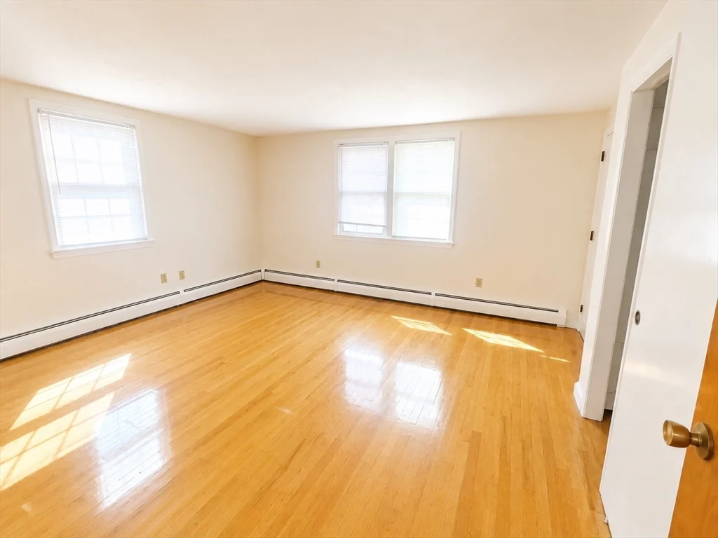 2 bed, 1 bath apartment for rent at 7 Ridge St Unit 0, Winchester — photo 16 of 28