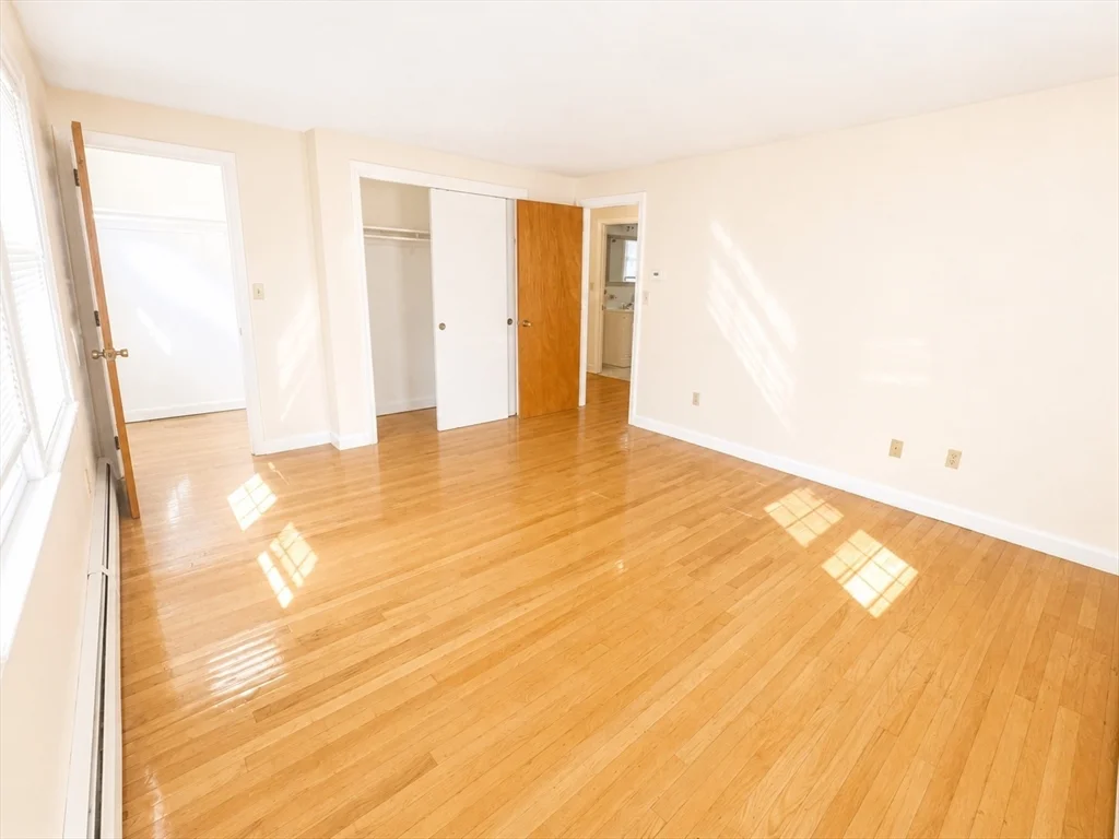 2 bed, 1 bath apartment for rent at 7 Ridge St Unit 0, Winchester — photo 14 of 28