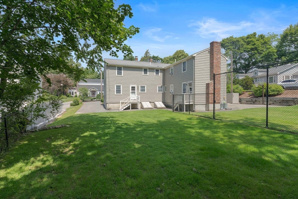 2 bed, 1 bath apartment for rent at 7 Ridge St Unit 7, Winchester — photo 21 of 25