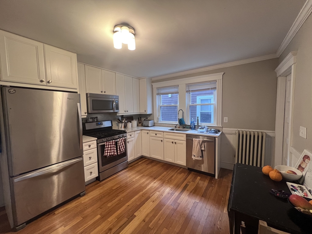 4 bed, 2 bath apartment for rent at 7 Roberts Rd Unit 2, Harvard Square — photo 1 of 21