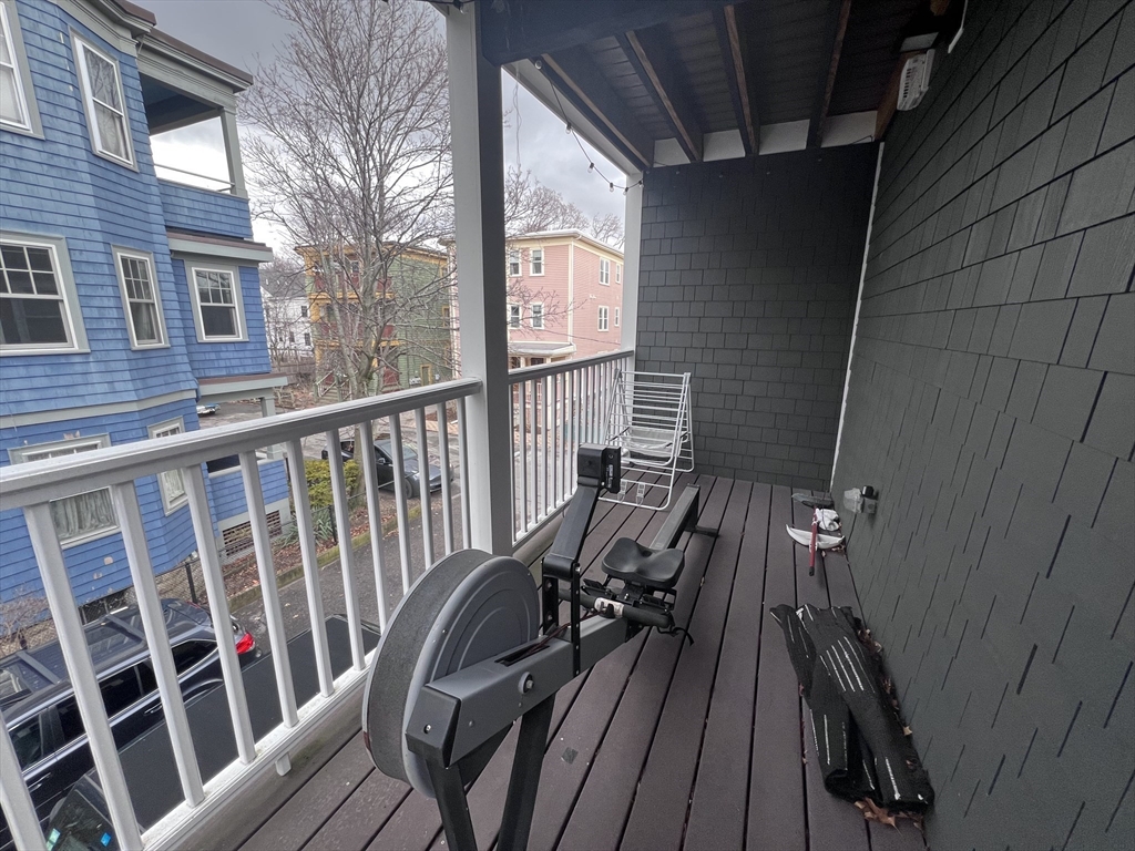 4 bed, 2 bath apartment for rent at 7 Roberts Rd Unit 2, Harvard Square — photo 18 of 21