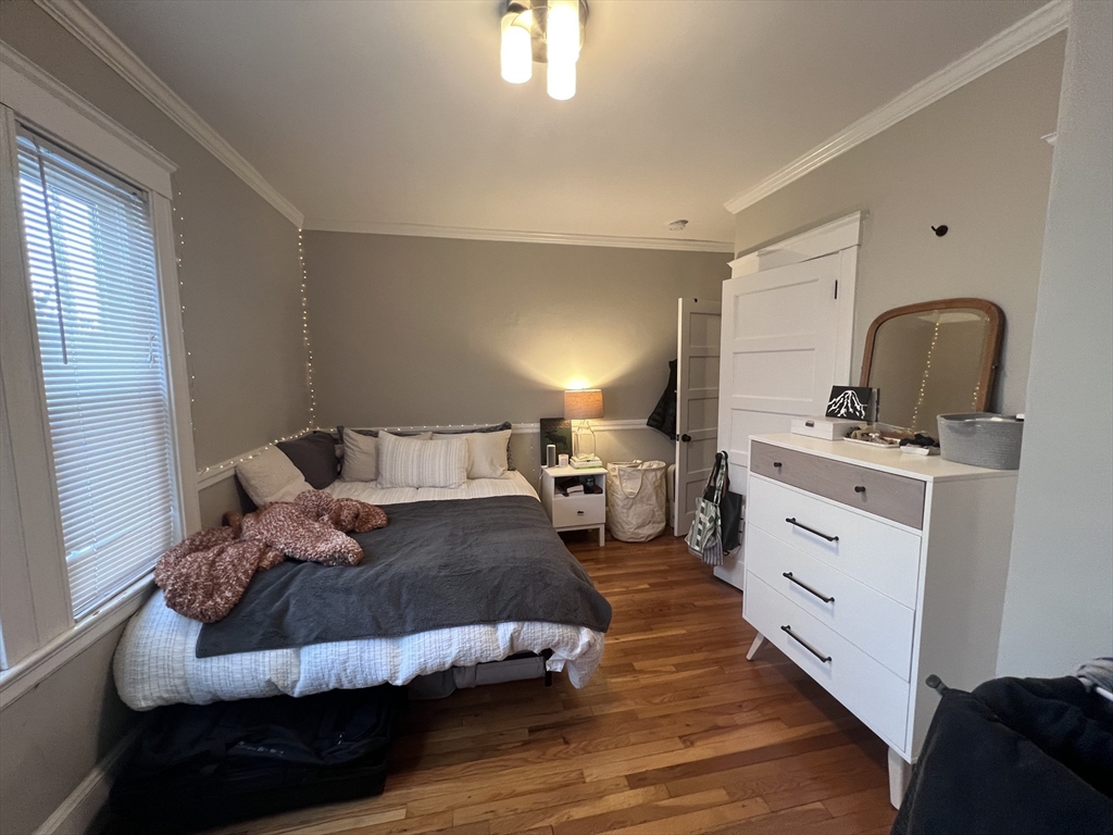 4 bed, 2 bath apartment for rent at 7 Roberts Rd Unit 2, Harvard Square — photo 16 of 21