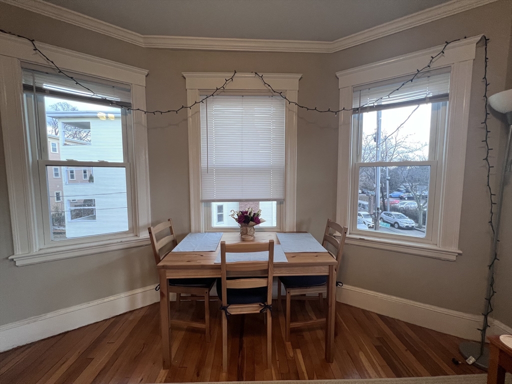 4 bed, 2 bath apartment for rent at 7 Roberts Rd Unit 2, Harvard Square — photo 2 of 21