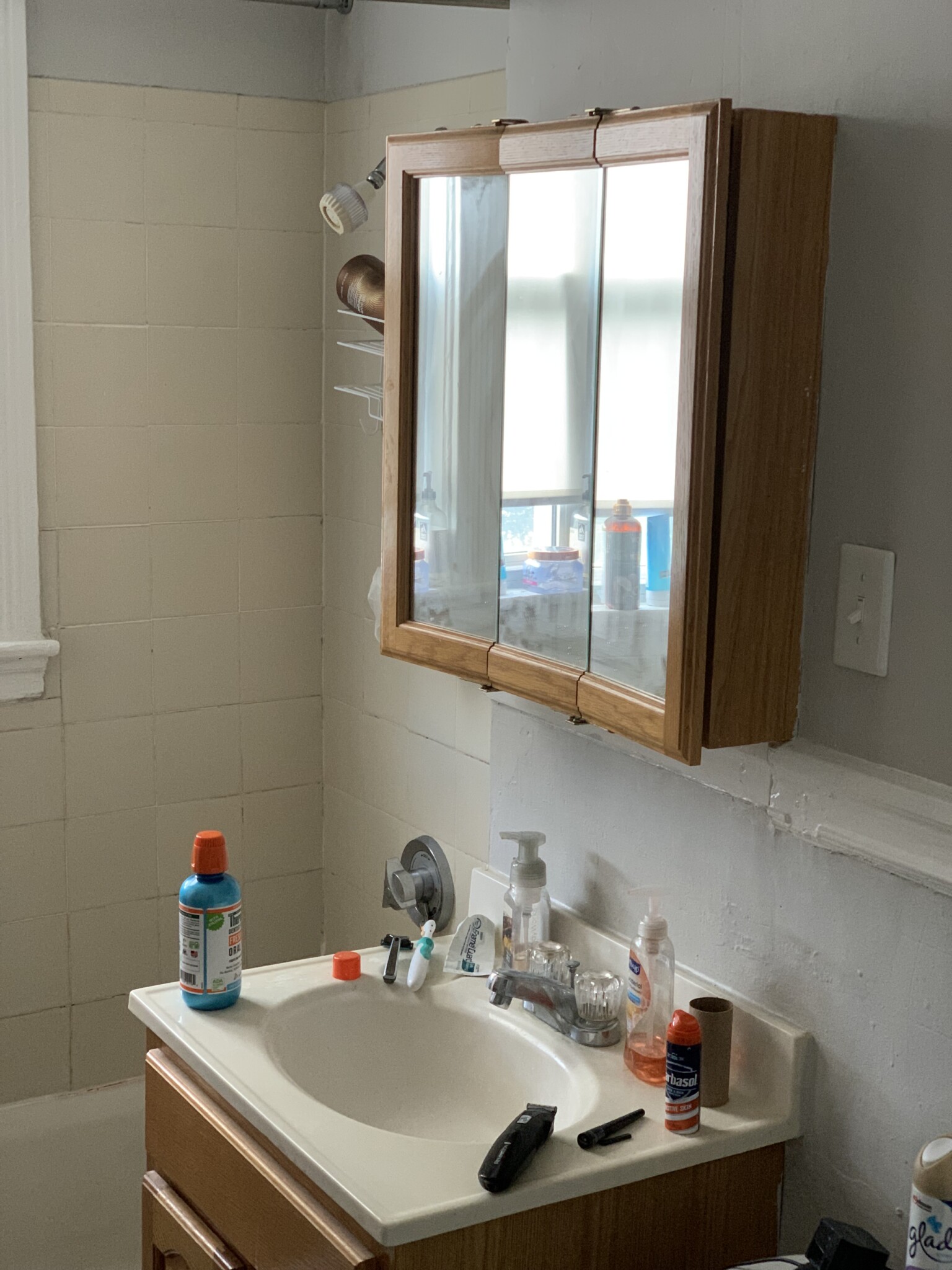 1 bed, 1 bath apartment for rent at 7 Roxana St Unit 1R, Hyde Park — photo 4 of 4