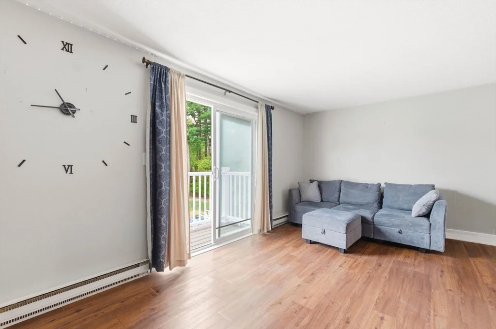 2 bed, 1 bath apartment for rent at 7 Royal Dane Dr Unit 54, Marshfield — photo 8 of 26